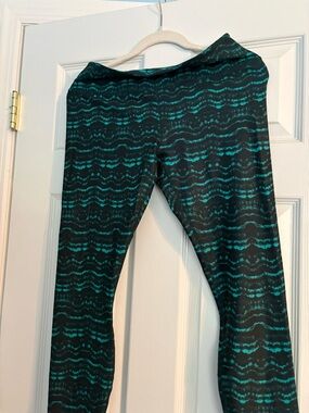 Fabletics power hold leggings